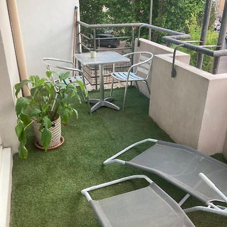 Apparement Chaleureux Avec Balcon Marselha Exterior foto