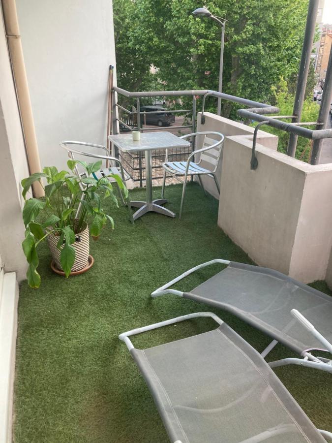 Apparement Chaleureux Avec Balcon Marselha Exterior foto