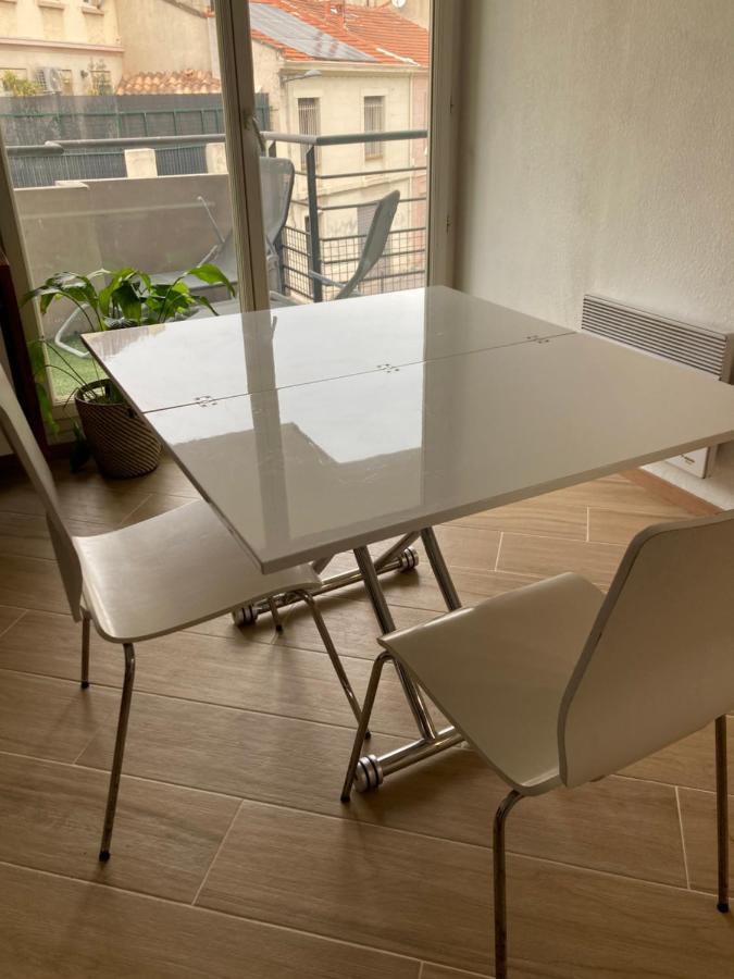 Apparement Chaleureux Avec Balcon Marselha Exterior foto